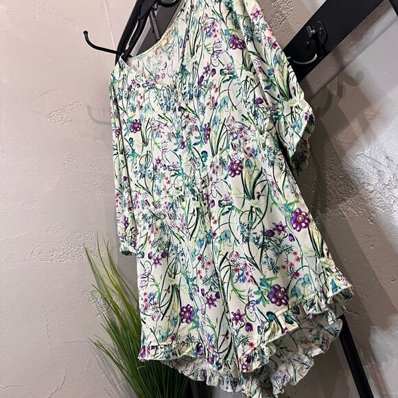 California gypsy floral shorts romper size large - Picture 6 of 15